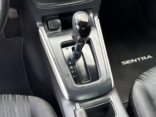 Used 2019 Nissan Sentra SV w/ Special Edition Package FWD image 18