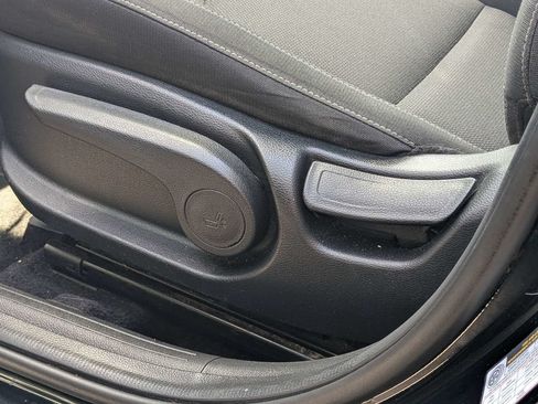 Used 2023 Kia Forte LXS w/ LXS Technology Package FWD image 16
