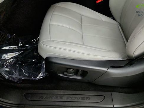Used 2026 Land Rover Range Rover Evoque S AWD/4WD image 49