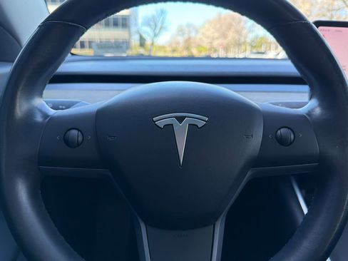 Used 2018 Tesla Model 3 Long Range image 28