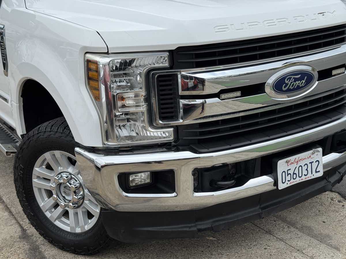 Used 2019 Ford F350 XLT w/ XLT Value Package AWD/4WD image 3