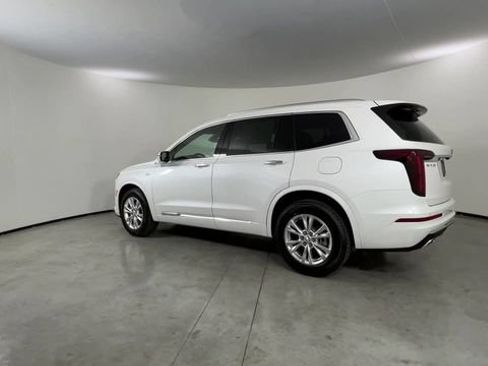 Certified 2024 Cadillac XT6 Luxury FWD image 6