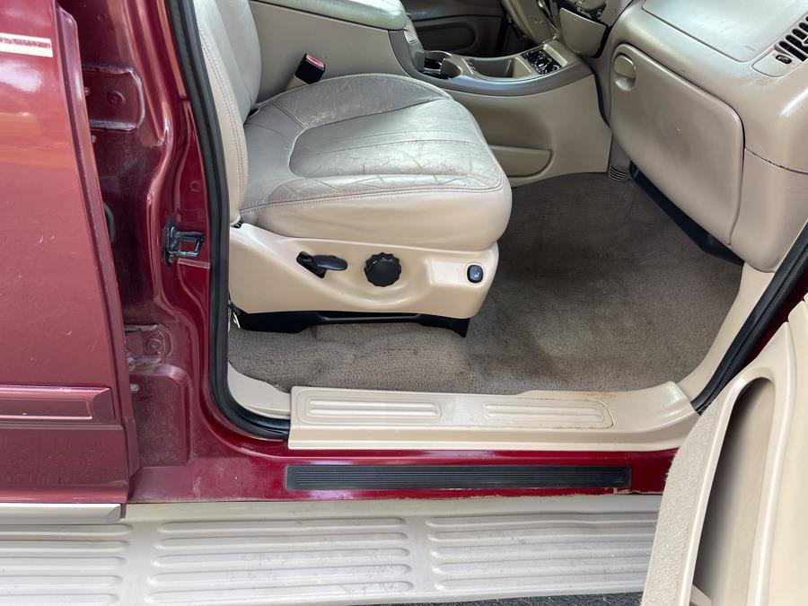 Used 2001 Ford Expedition Eddie Bauer AWD/4WD image 39