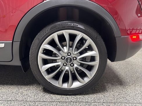 Used 2017 Lincoln MKC Reserve w/ Lincoln MKC Climate Package image 18