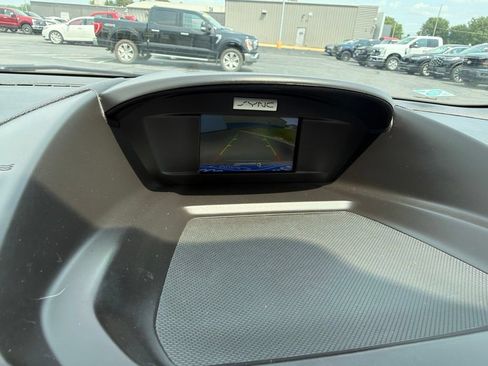 Certified 2017 Ford Escape SE FWD image 18