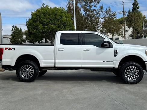 Used 2019 Ford F250 Lariat w/ Lariat Ultimate Package AWD/4WD image 6
