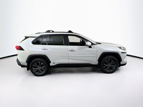 Used 2022 Toyota RAV4 Limited AWD/4WD image 4