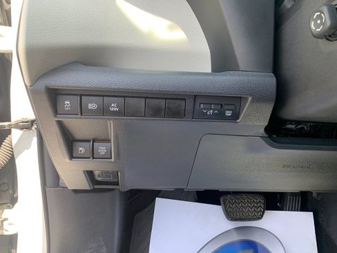 Used 2021 Toyota Sienna Limited AWD/4WD image 31