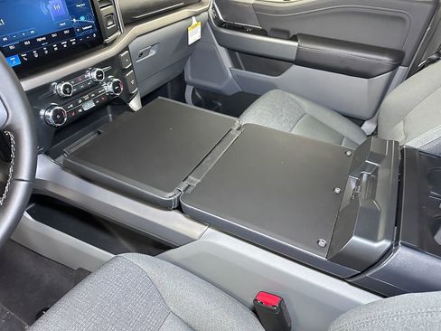 Used 2025 Ford F150 XLT w/ Equipment Group 302A MID image 39