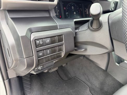 Used 2025 Toyota Tacoma SR image 13