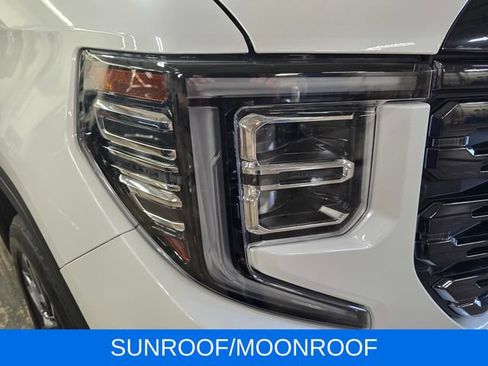 Used 2023 GMC Sierra 1500 Denali Ultimate AWD/4WD image 5