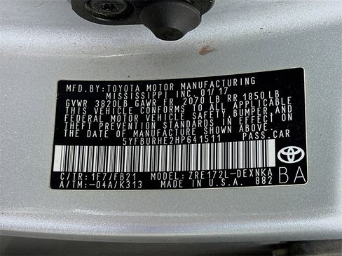 Used 2017 Toyota Corolla LE image 37