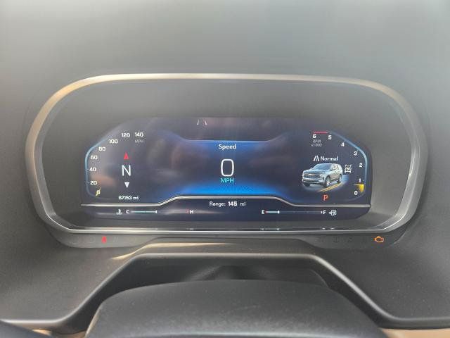 Used 2023 Chevrolet Tahoe Premier AWD/4WD image 32