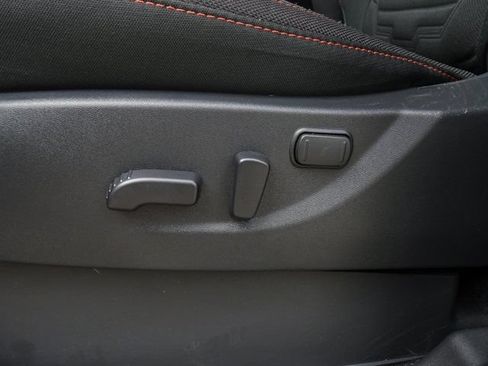 Used 2025 Nissan Frontier Pro-X w/ Pro Convenience Package RWD image 12