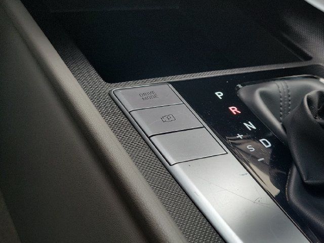 Certified 2023 Hyundai Elantra SEL FWD image 21