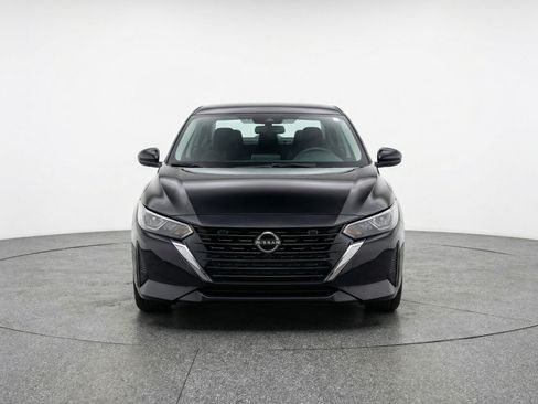 Used 2025 Nissan Sentra S image 2
