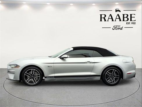 Used 2018 Ford Mustang GT Premium image 15