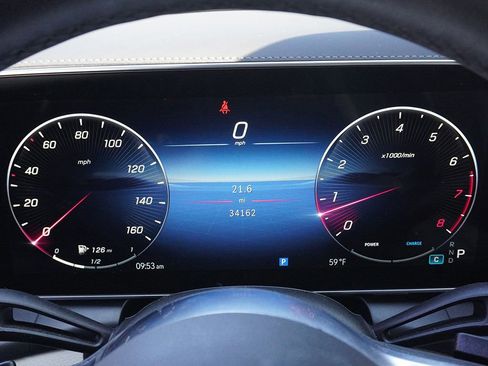 Used 2023 Mercedes-Benz GLC 300 4MATIC image 50