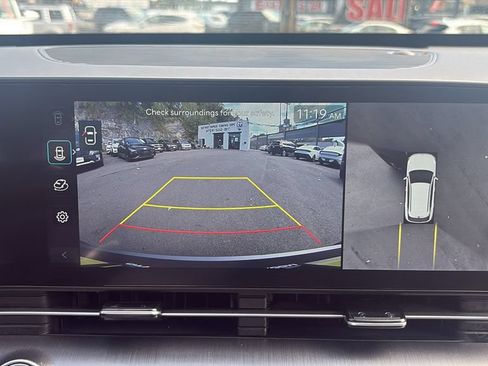 Used 2024 Hyundai Kona Limited AWD/4WD image 23