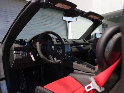 Certified 2024 Porsche 718 Boxster Spyder RS RWD image 18