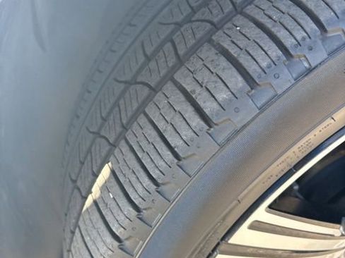 Used 2024 Volvo XC90 T8 Plus w/ Protection Package Premier image 12