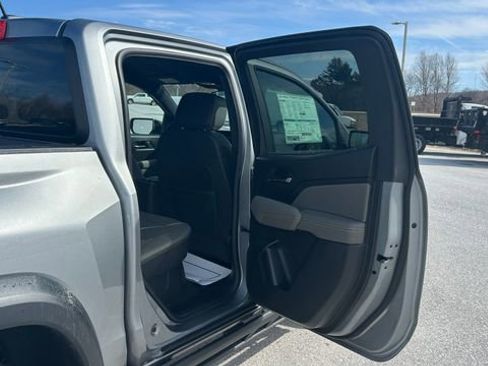 New 2026 Chevrolet Colorado ZR2 AWD/4WD image 36