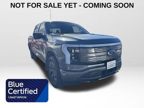 Used 2023 Ford F150 Lightning Lariat w/ Equipment Group 511A High image 1