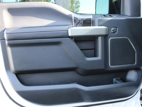 Used 2019 Ford F150 Raptor w/ Equipment Group 802A Luxury AWD/4WD image 14