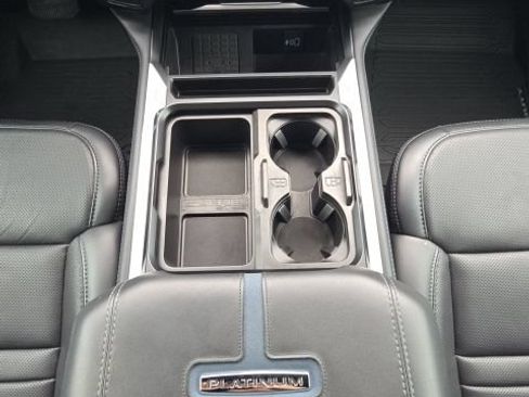 Used 2026 Ford F250 Platinum w/ Tremor Off-Road Package AWD/4WD image 43
