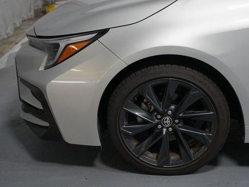 Used 2024 Toyota Corolla SE FWD image 5