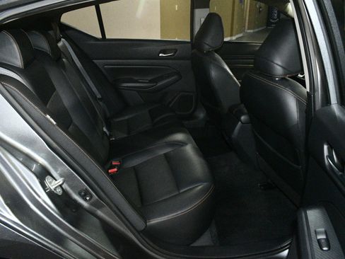 Used 2020 Nissan Altima 2.5 SR w/ Premium Package FWD image 48