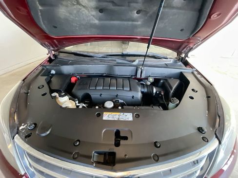 Used 2015 Chevrolet Traverse LT w/ Style and Technology Package image 25