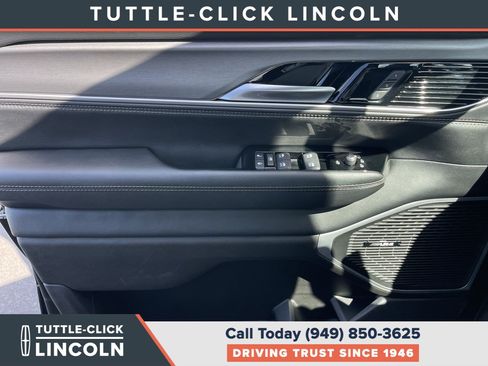 Used 2026 Jeep Grand Wagoneer 2WD w/ Premium Group I image 21