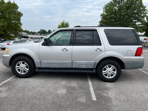 Used 2003 Ford Expedition XLT AWD/4WD image 6