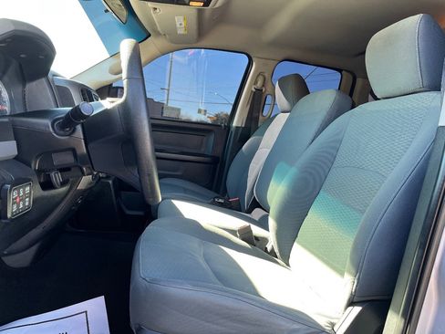 Used 2018 RAM 1500 Express w/ Express Value Package image 24