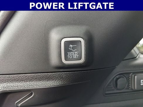 New 2026 Jeep Grand Cherokee Limited image 17