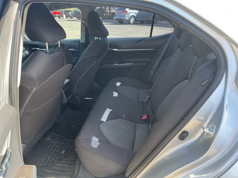 Used 2021 Toyota Camry LE w/ Carpet Mat Package (TMS) image 17