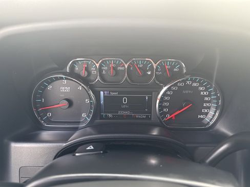 Used 2016 Chevrolet Silverado 2500 LTZ AWD/4WD image 25