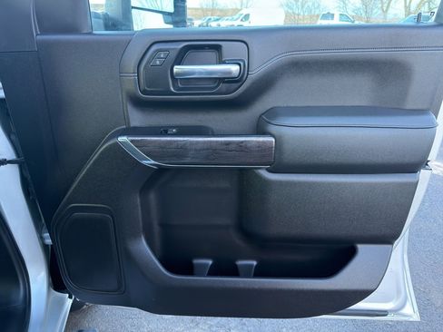 Used 2023 Chevrolet Silverado 3500 LTZ w/ Z71 Off-Road Package image 33