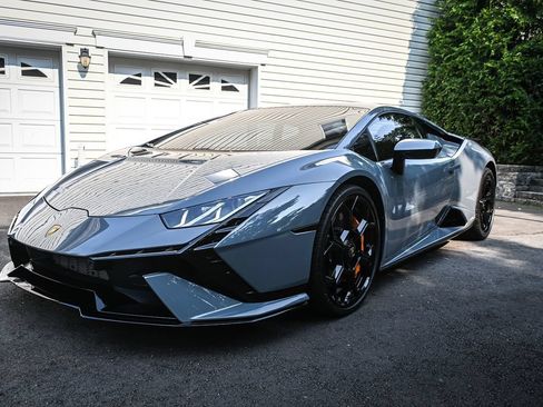 Used 2024 Lamborghini Huracan Tecnica RWD image 7