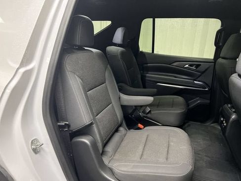 Certified 2024 Chevrolet Traverse LT w/ Midnight/Sport Edition FWD image 26