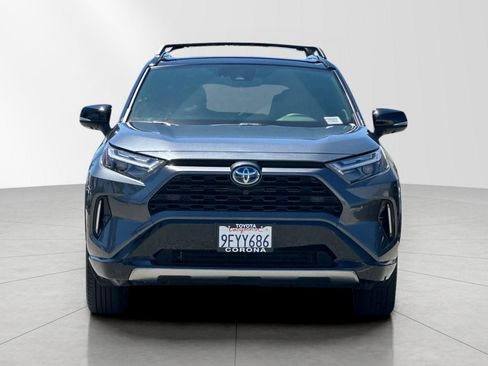 Used 2023 Toyota RAV4 XSE AWD/4WD image 9