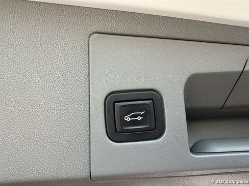 Used 2019 Cadillac XT5 Premium Luxury AWD/4WD image 23