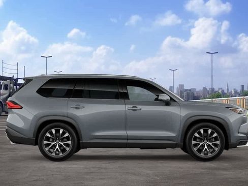 New 2026 Toyota Grand Highlander AWD Hybrid image 12