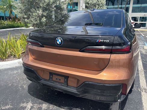 Used 2024 BMW i7 M70 AWD/4WD image 9