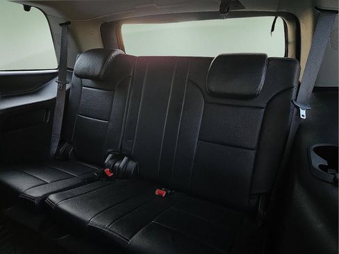 Used 2020 GMC Yukon SLE w/ HD Trailering Package AWD/4WD image 10