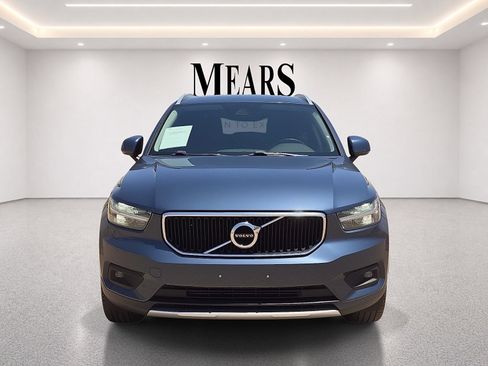 Used 2021 Volvo XC40 T4 Momentum FWD image 9