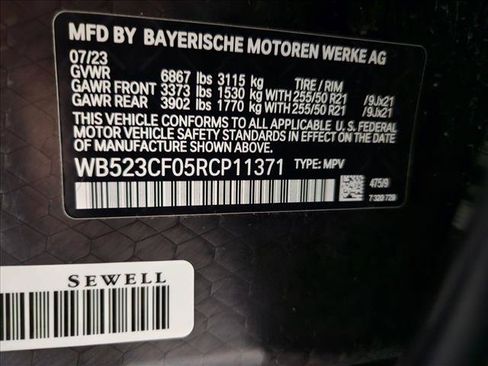 Used 2024 BMW iX xDrive50 w/ Premium Package AWD/4WD image 24