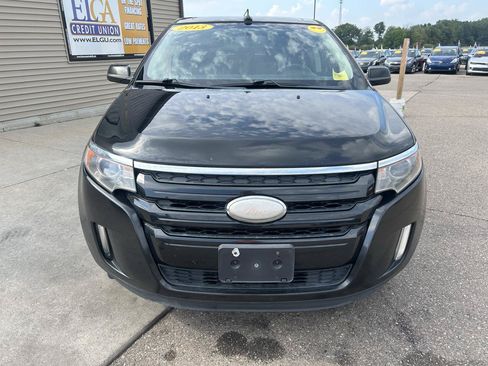 Used 2013 Ford Edge SEL w/ Black-White Styling Pkg FWD image 2