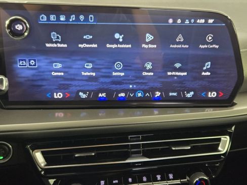 New 2026 Chevrolet Traverse LT w/ Midnight/Sport Edition FWD image 17